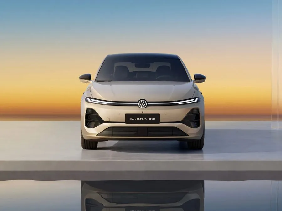 Volkswagen ID. Era 5S, la "Passat" plug-in che stupisce l'Oriente - HDmotori.it