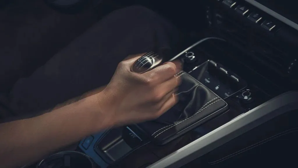 Il ritorno del cambio manuale, perché le supercar riscoprono il terzo pedale - HDmotori.it