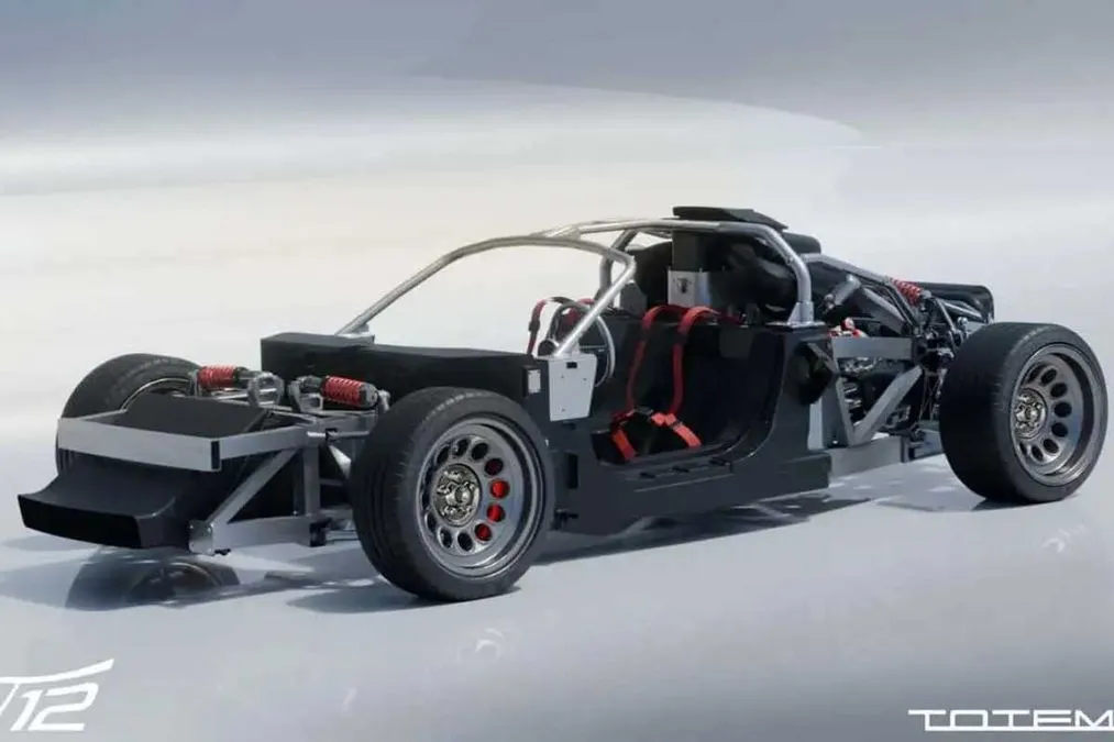Basta restomod, ora Totem sviluppa un inedito progetto con un V12 aspirato - HDmotori.it