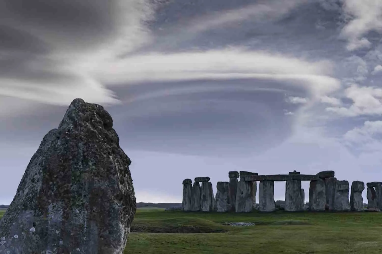 La pietra più antica di Stonehenge è stata trasportata dalla Scozia: studio descrive l'epico viaggio lungo 700 km