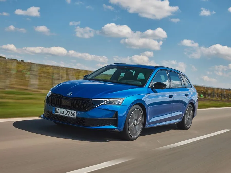 Skoda Octavia, presto arriverà il nuovo full hybrid e un altro motore - HDmotori.it