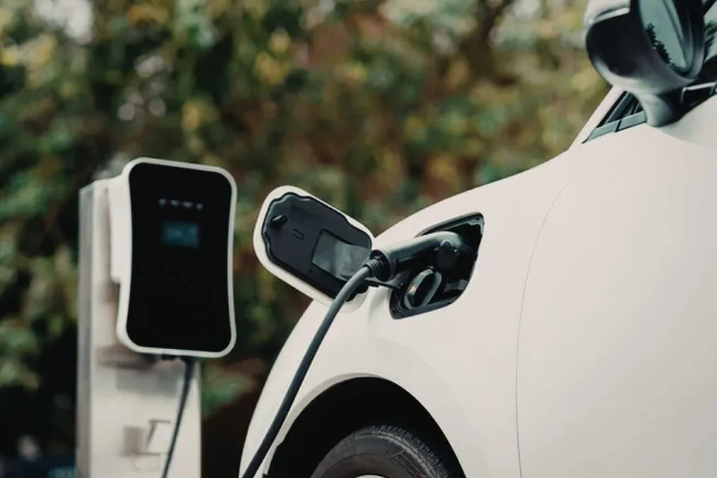 Auto elettriche più convenienti di quelle termiche? La verità sui costi di gestione - HDmotori.it