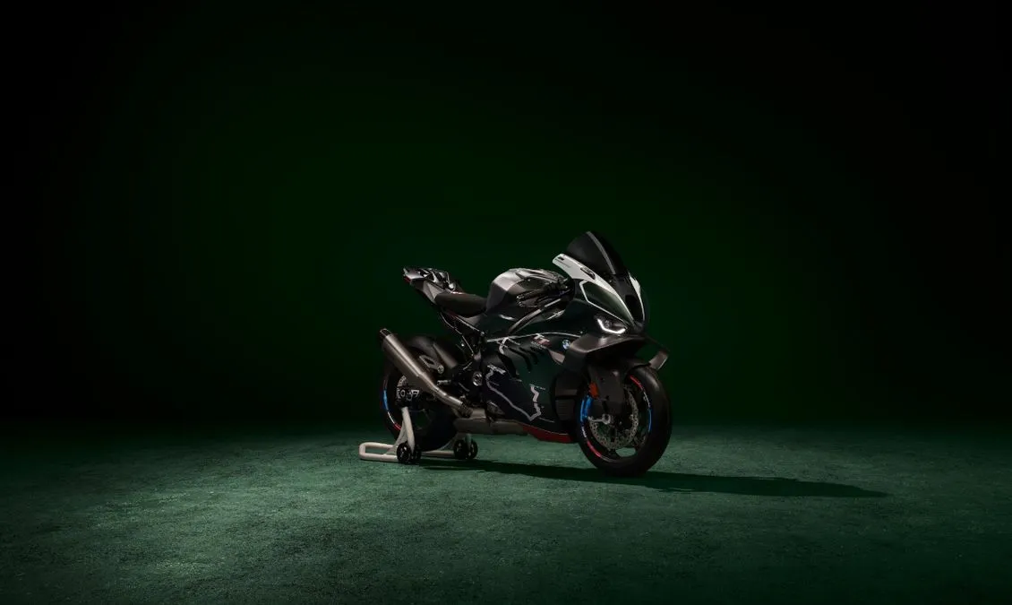 BMW M 1000 RR Limited Edition Isle of Man TT: la moto definitiva - HDmotori.it