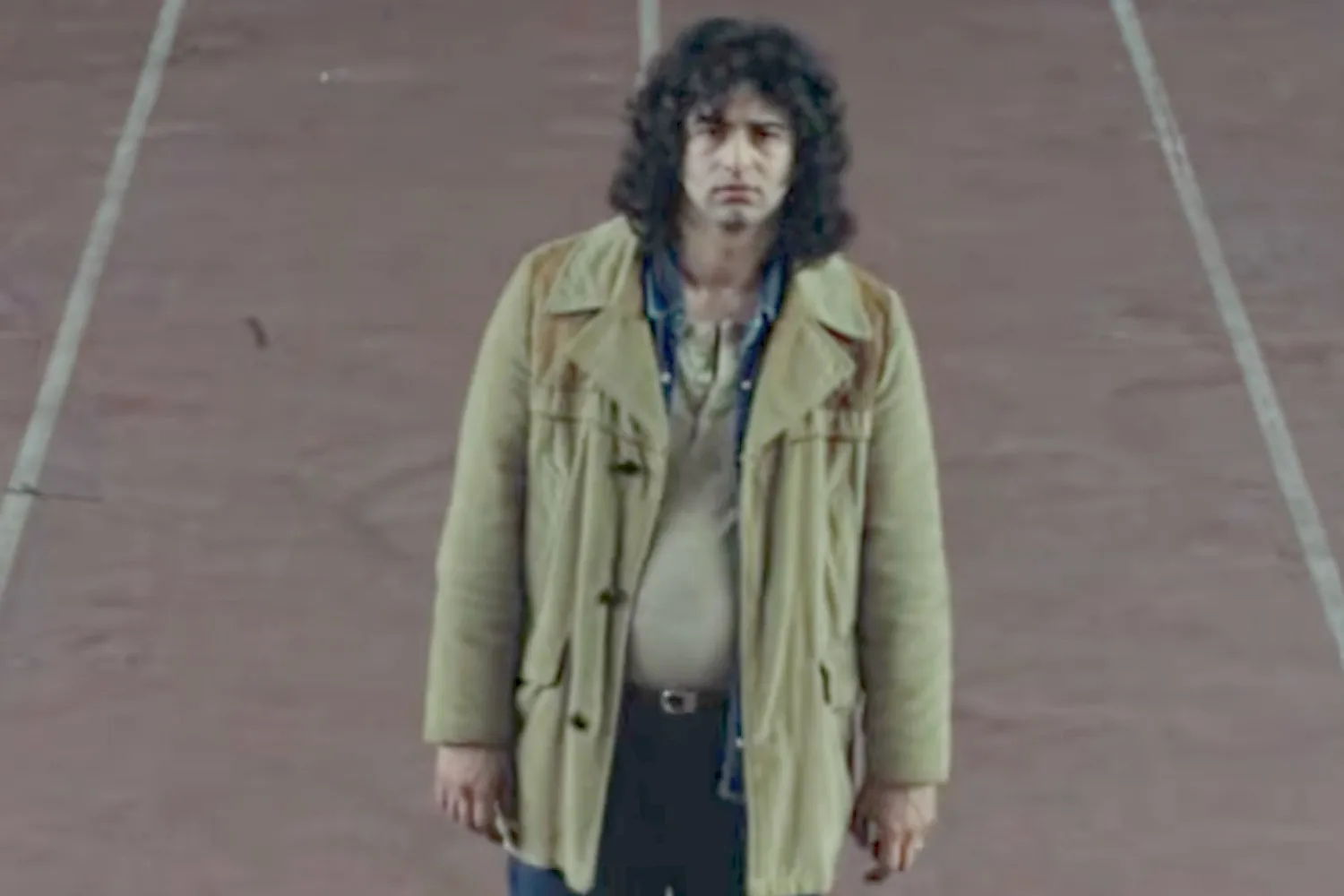 “Je So’ Pazzo”, svelati il cast e le prime immagini dell’attesissimo film su Pino Daniele: quando lo vedremo al cinema