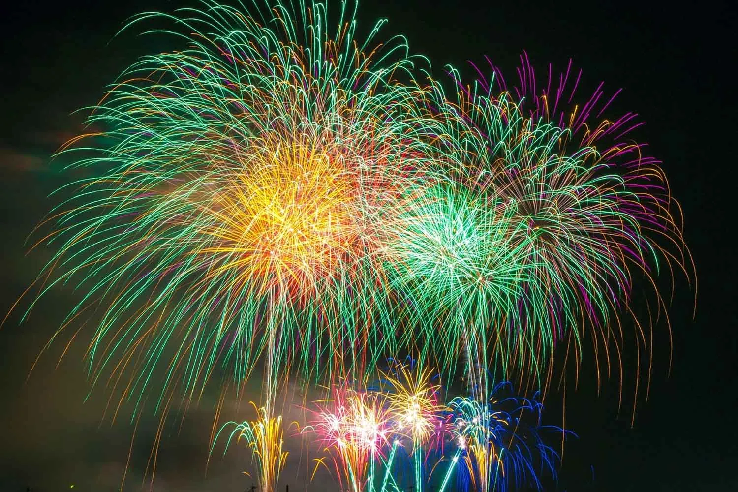 Fuochi d’artificio più attenti all’ambiente? In Giappone il guscio ora è idrosolubile