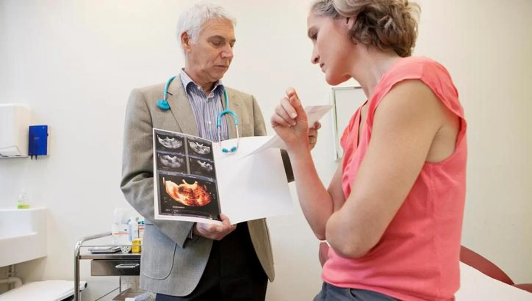 Tumore dell'endometrio, nuove cure allungano la vita. E per alcune donne si può evitare la chemio
