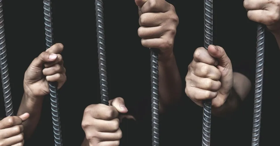 Omicidi tra minori: +150% in un anno. Mix di cause e manca la prevenzione