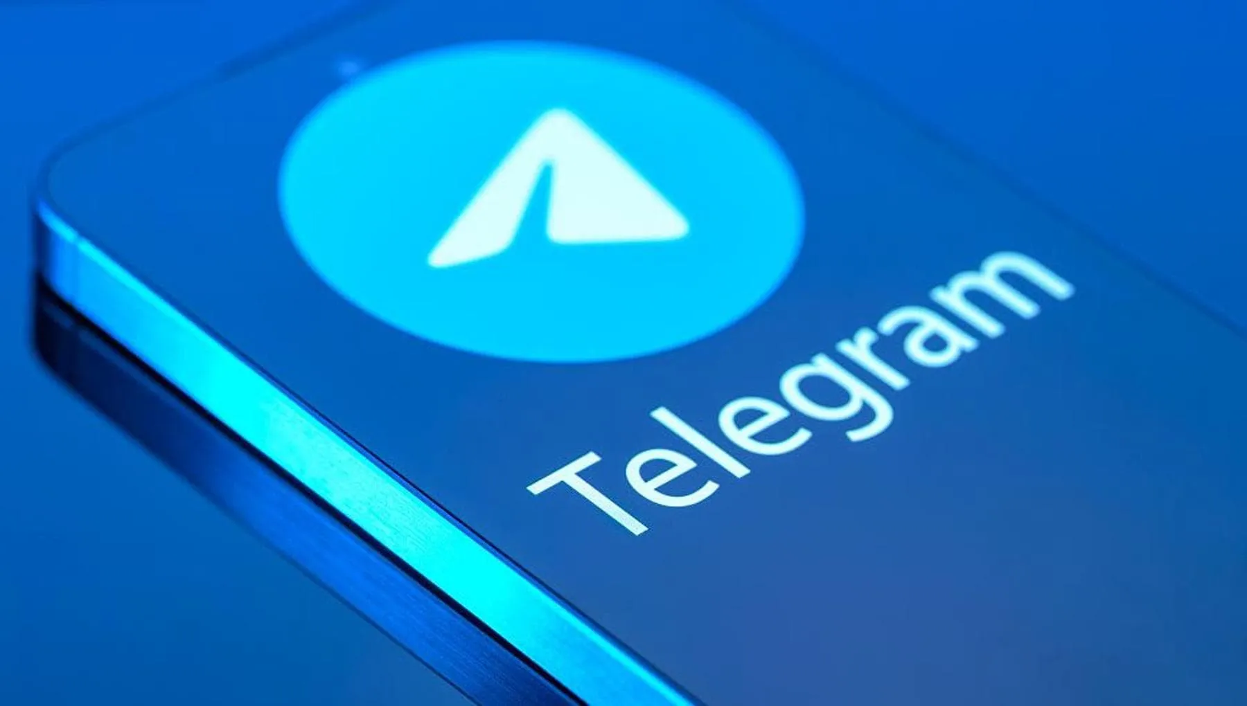 Aggressioni in classe e dirette social, il vuoto dei controlli su Telegram