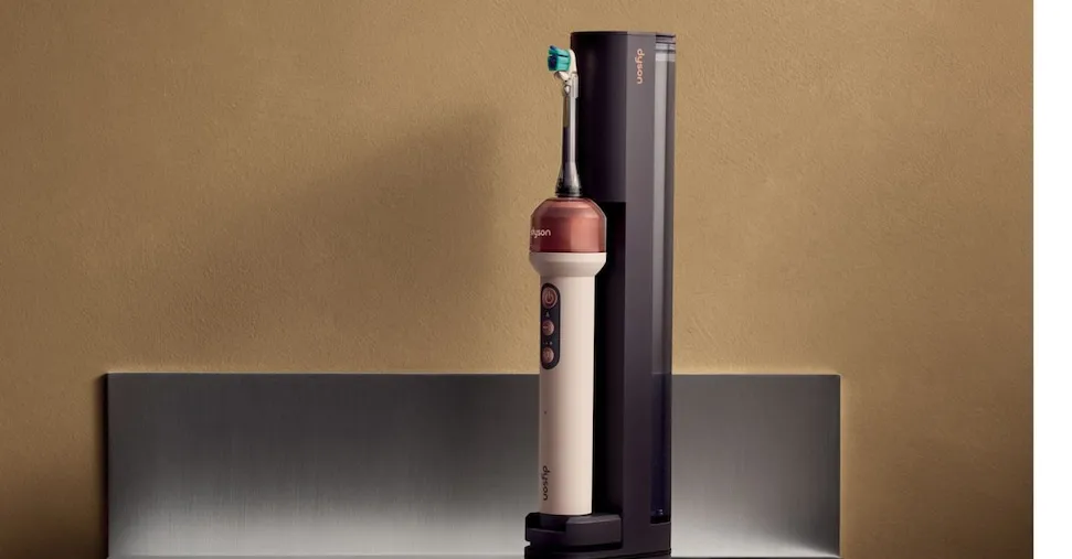 Dyson pulisce anche i denti: dopo polvere, aria e capelli arriva lo spazzolino con videocamera