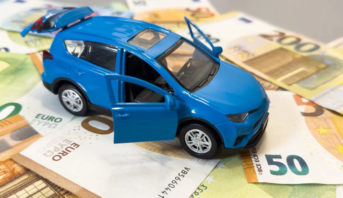 Verso l’abolizione del bollo auto? La tassa sul possesso vale 7,5 miliardi - HDmotori.it