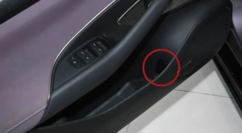 Auto elettriche con maniglie d'emergenza poco visibili: in Cina scatta un maxi-richiamo - HDmotori.it