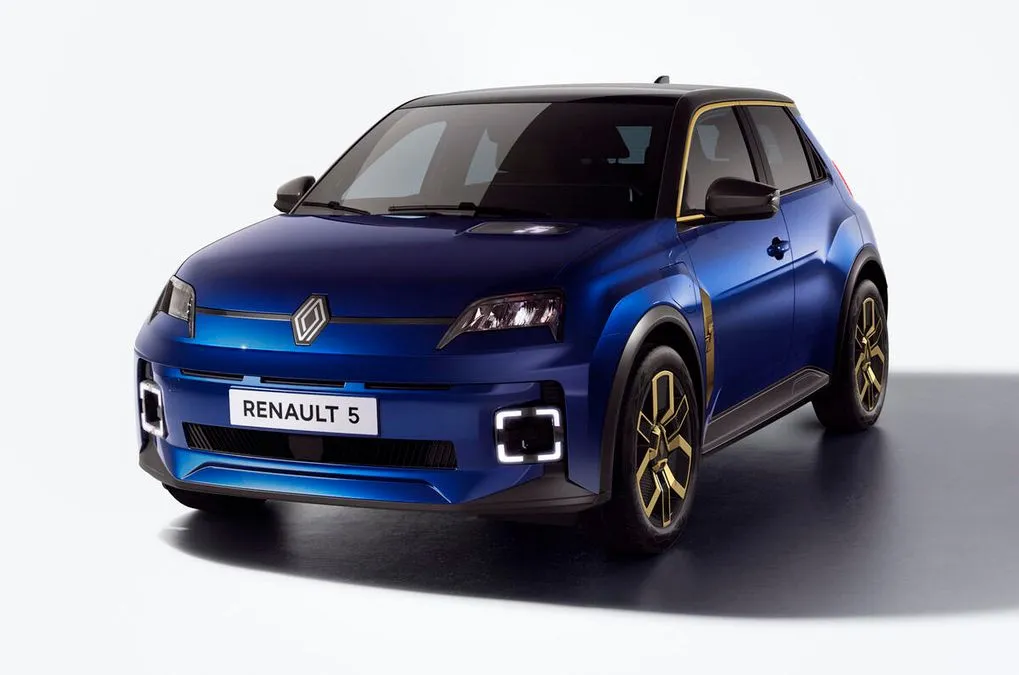 Renault 5 E-Tech: come cambia con il restyling la compatta elettrica - HDmotori.it