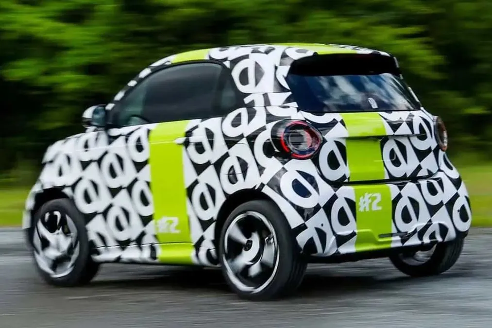 La Smart #2 su strada per i test: manca poco al debutto - HDmotori.it