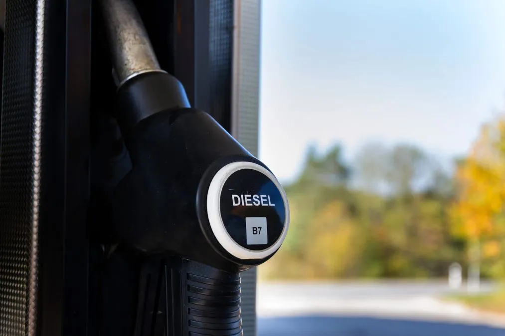 Proroga del taglio delle accise fino al 6 giugno, ma il diesel torna a rincarare - HDmotori.it