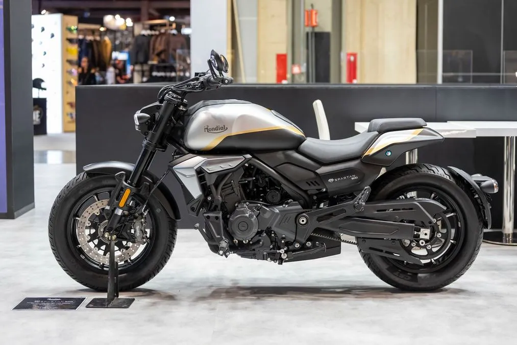FB Mondial Spartan 600: la media retrò arriva in Italia - HDmotori.it