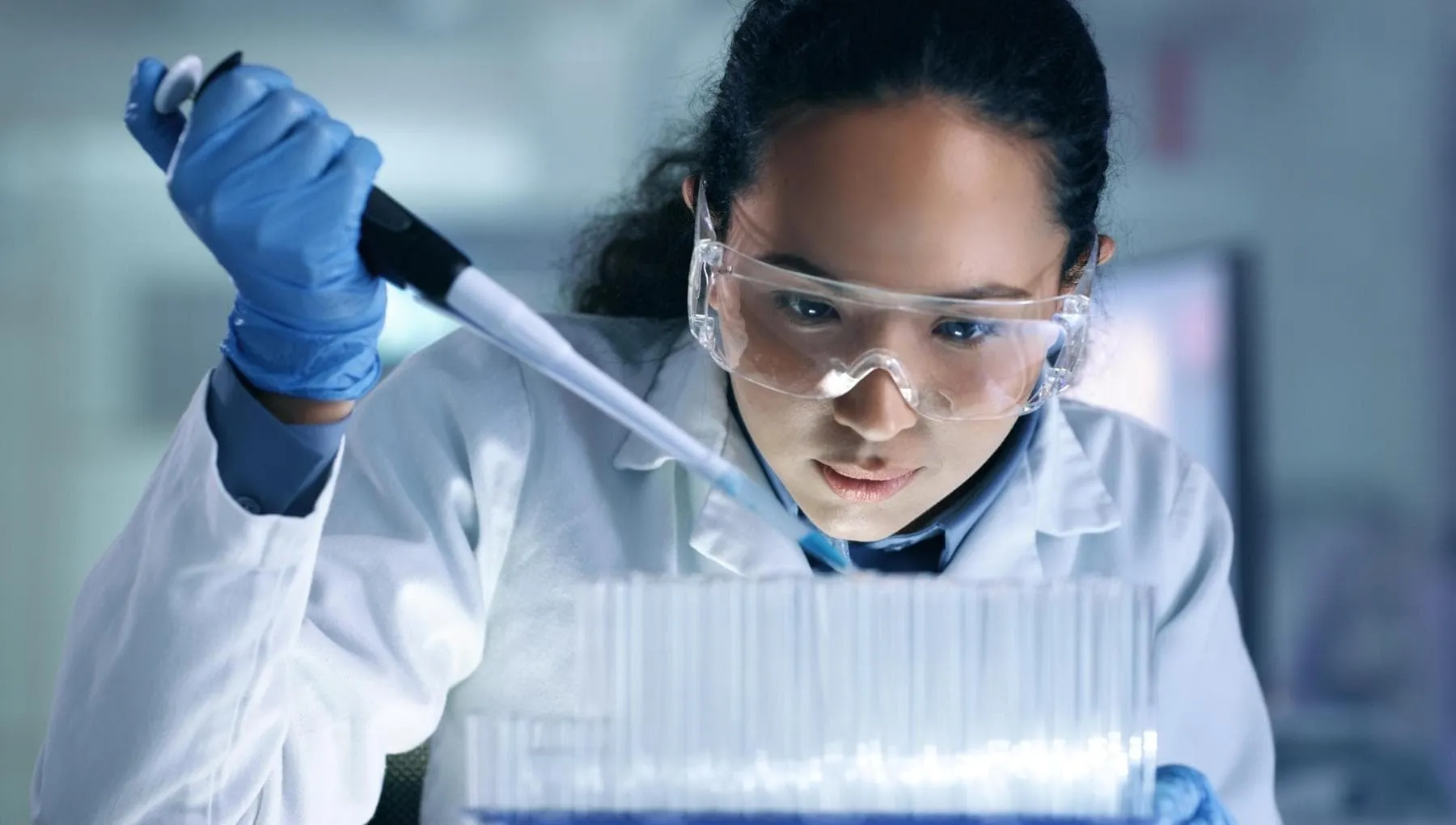 Lady Gaga finanzia la ricerca sulla pelle (umana) che sopravvive un mese in laboratorio