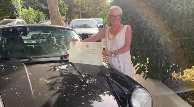 Dall'Italia alla Lapponia a 83 anni su una Porsche: l'impresa di Olga - HDmotori.it