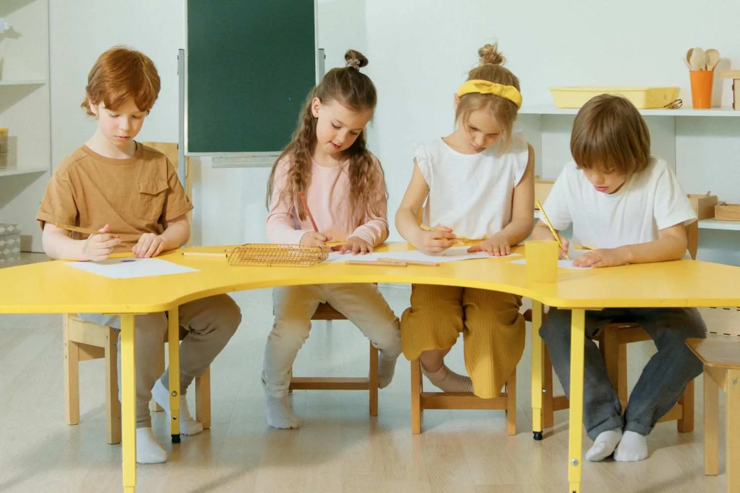 Scuole aperte dal 31 agosto (con laboratori e sport): come funziona il progetto pilota in Emilia-Romagna per aiutare le famiglie