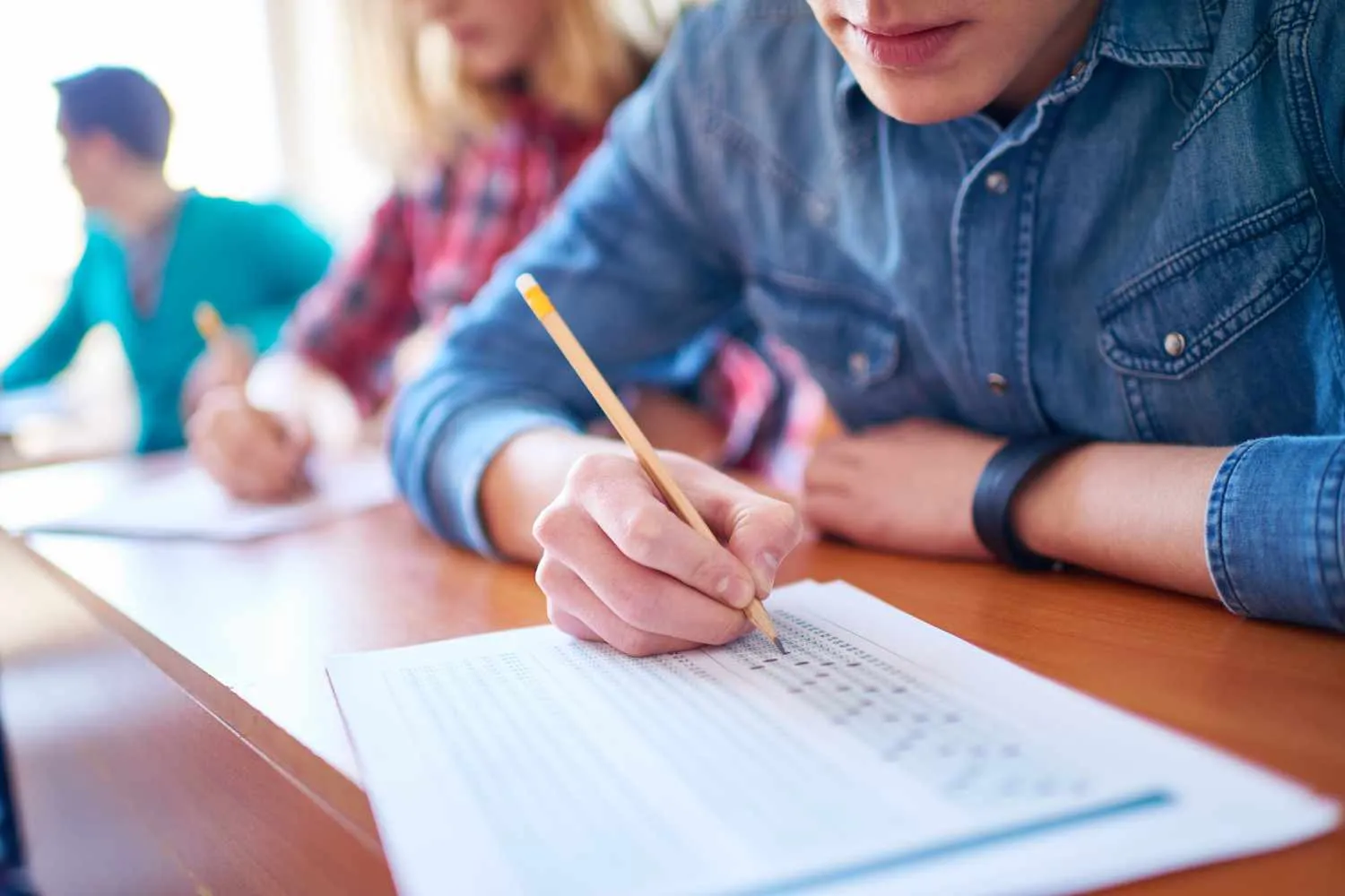 Maturità 2026, le possibili tracce della prova di italiano: gli autori più quotati, attualità e 3 strategie per arrivare preparati