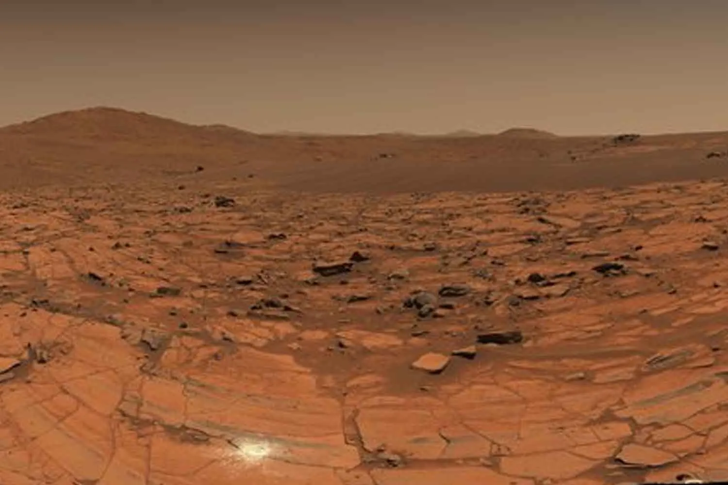 Perseverance ci mostra Marte con una nitidezza senza precedenti: guarda le immagini spettacolari e il cielo (quasi) blu