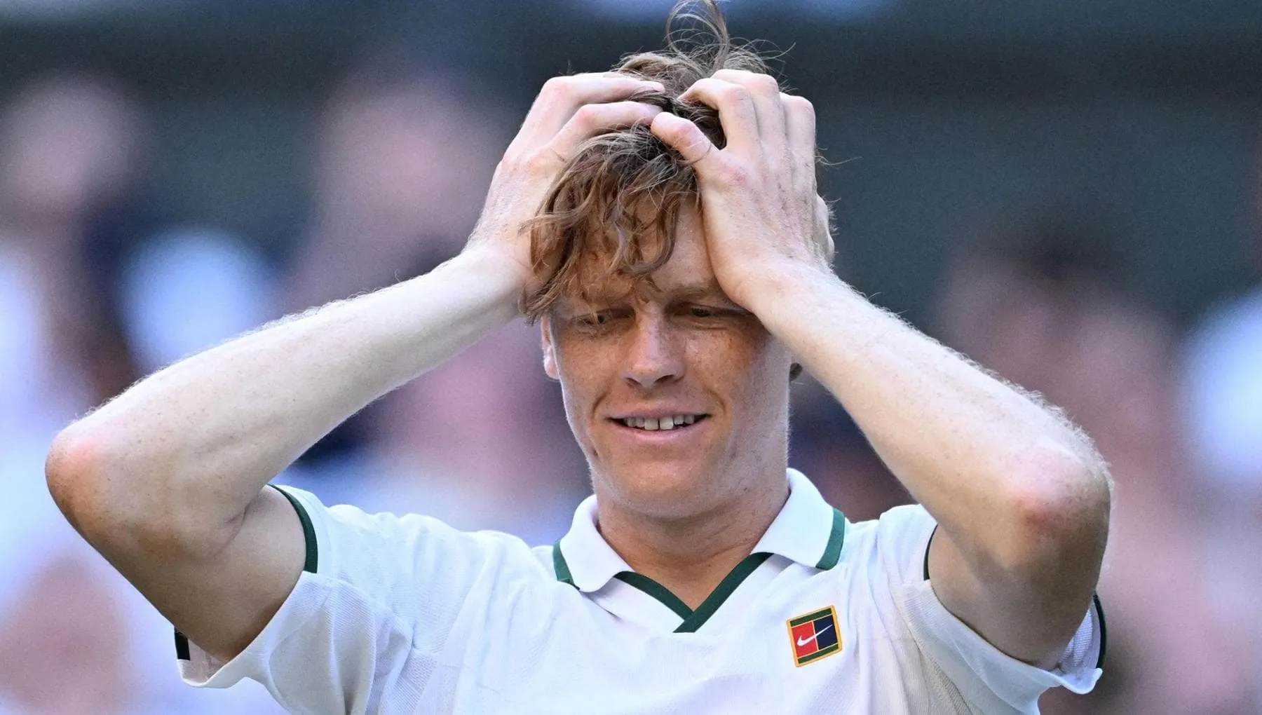 Il ginocchio di Sinner: come il tennis logora il fisico degli atleti