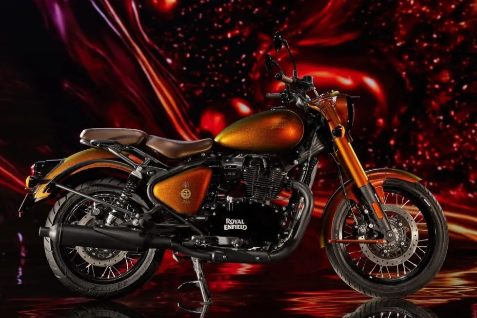 Royal Enfield Hypershift 650, cangiante e in edizione limitata a 8.950 euro - HDmotori.it