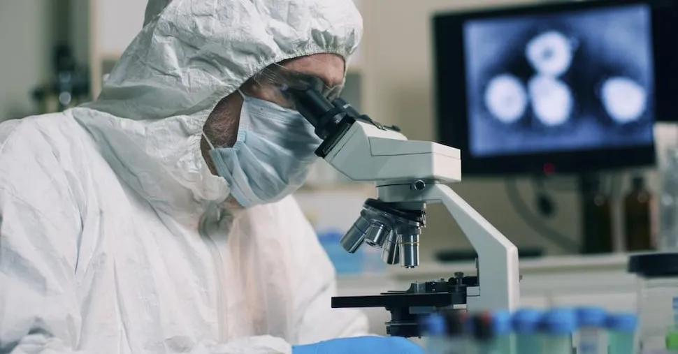 Schillaci: cyber attacchi e rischi biologici, “la sicurezza sanitaria sia priorità nazionale”
