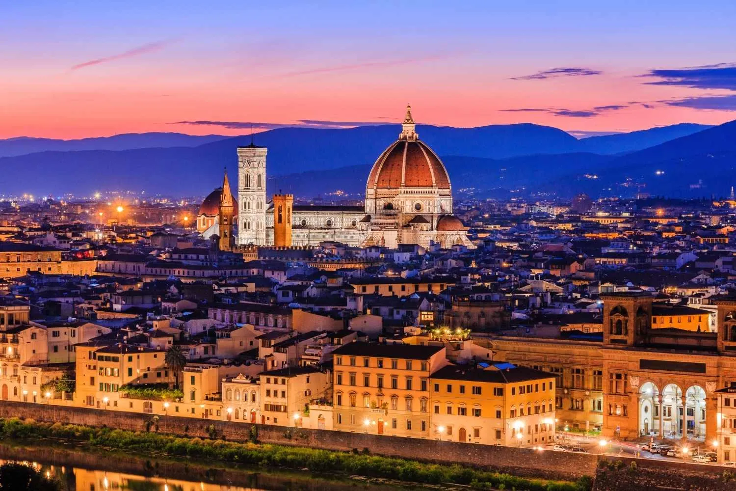 Firenze è la prima città italiana a vietare gli affitti brevi anche fuori dal centro storico: la mappa dei quartieri coinvolti