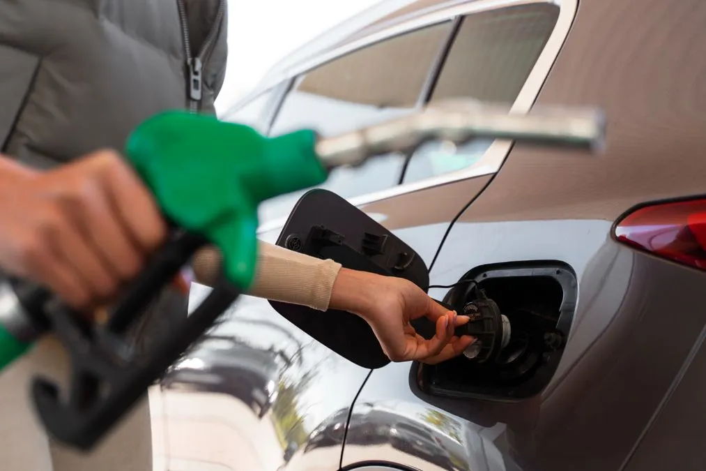 Uno zero in meno, 10mila litri in più: il pieno di carburante finisce in tribunale - HDmotori.it