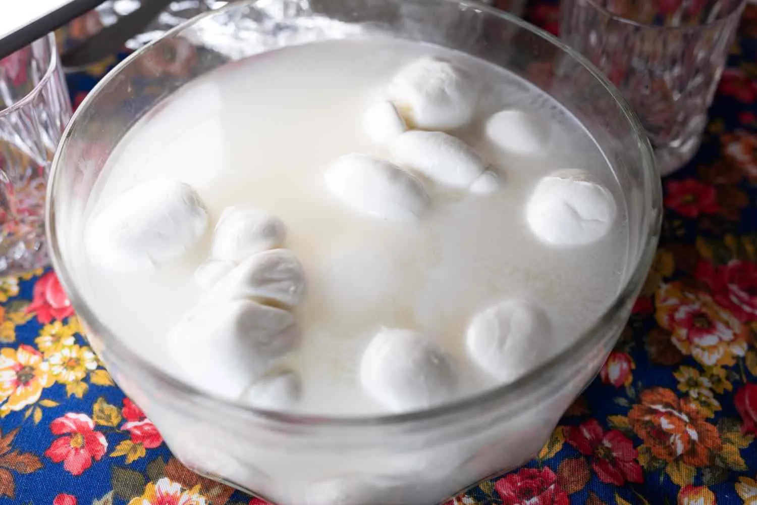 Mozzarella: perché non dovresti buttare subito l'acqua della confezione