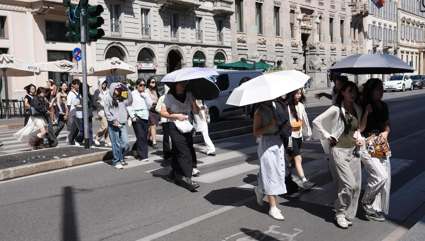 Ondate di caldo fino a novembre. Cosa fare per resistere
