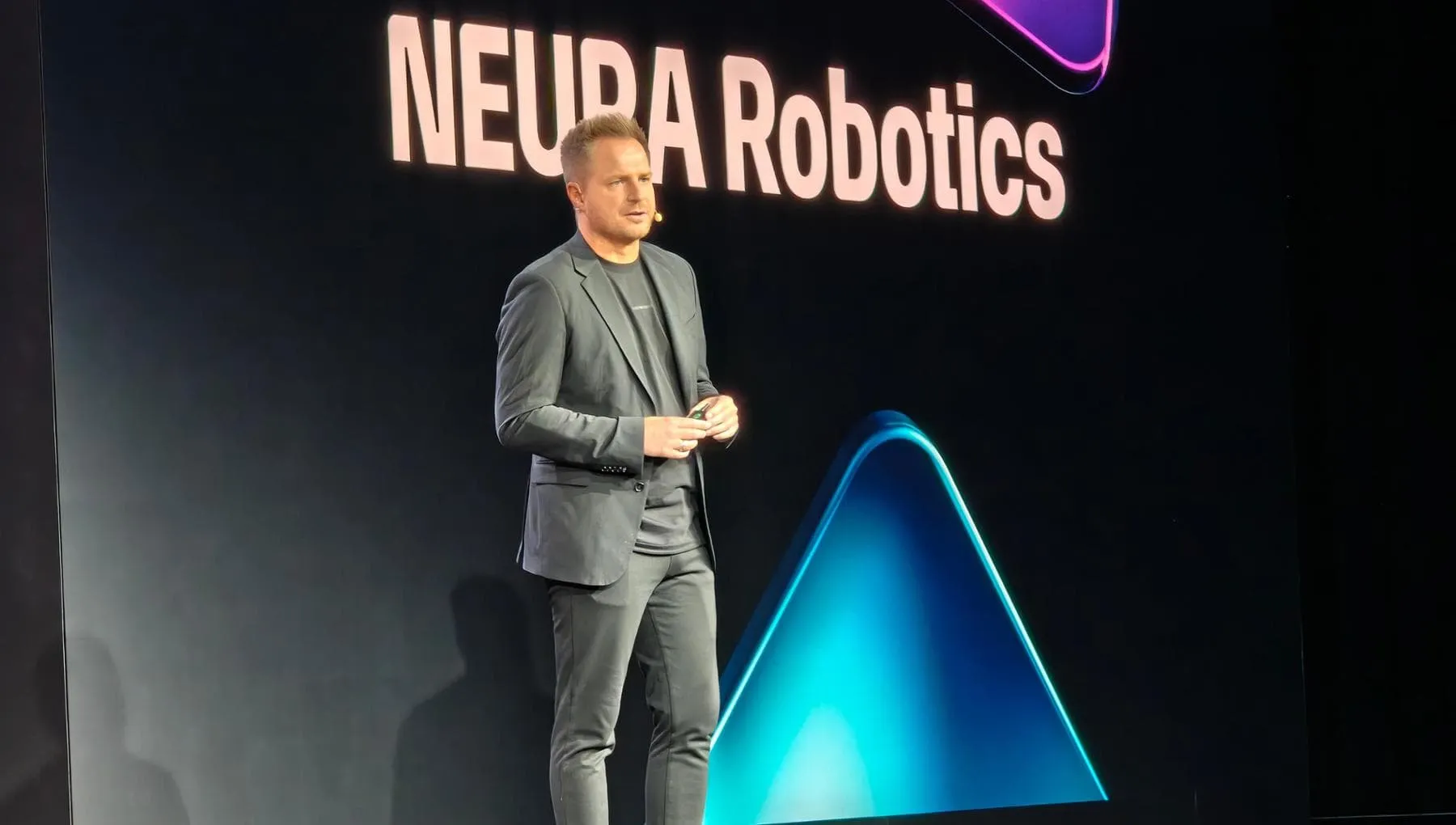 «Presto i robot potranno svolgere ogni attività manuale». La scommessa europea di Neura Robotics