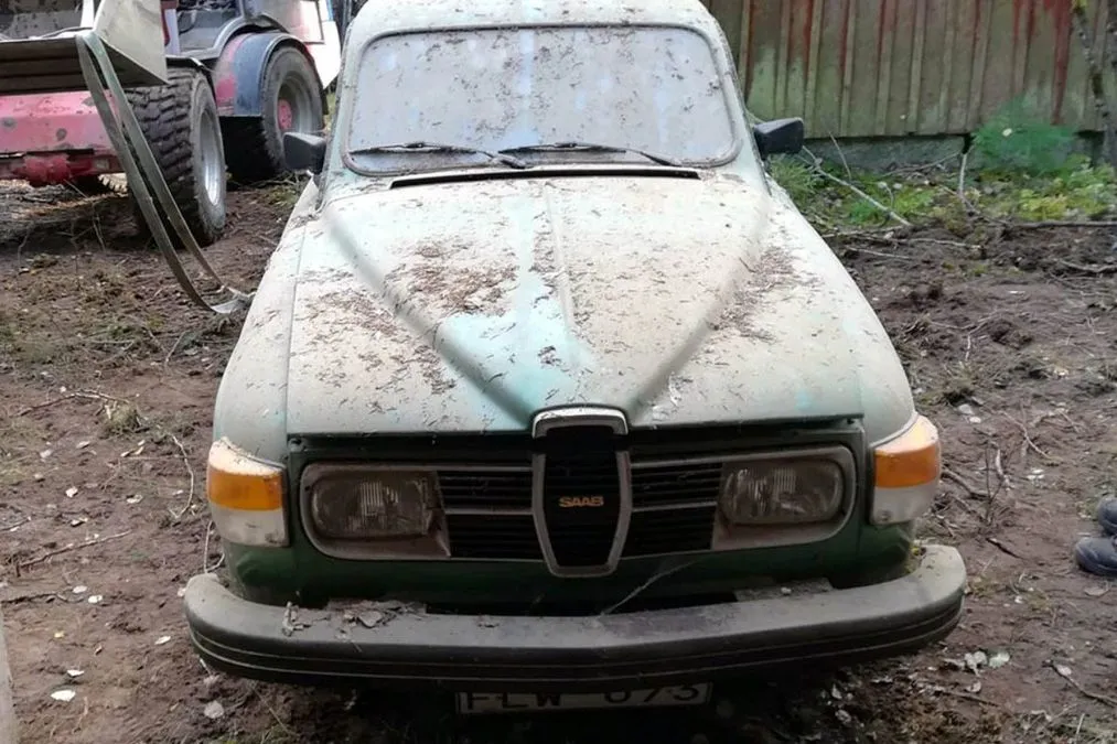 Custodisce una Saab con appena 7 km per 46 anni: la rivendita record commuove tutti - HDmotori.it