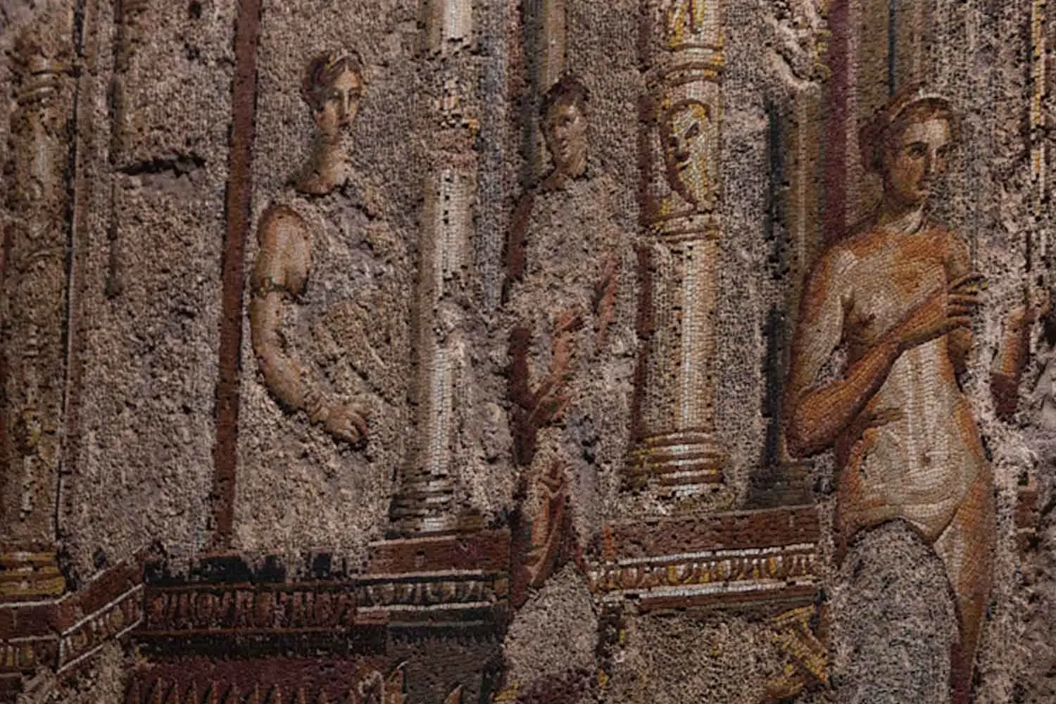 Gli archeologi scoprono il più grande muro a mosaico romano, rimasto nascosto per secoli sotto le Terme di Traiano