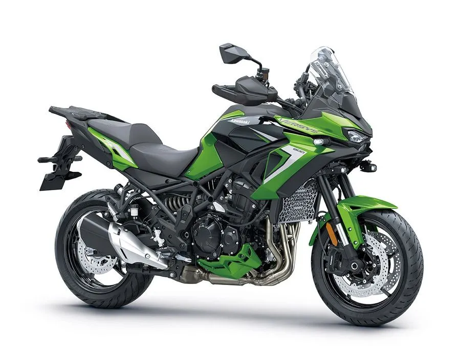 Nuova Kawasaki Versys 900, il crossover con cuore Z900 e radar da ammiraglia - HDmotori.it