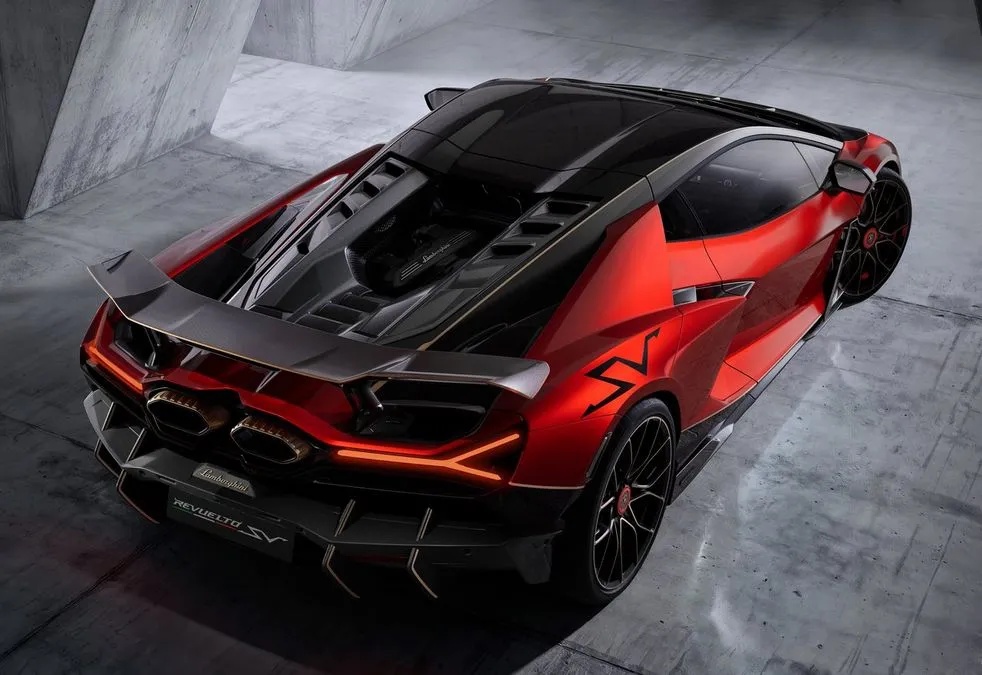 Lamborghini Revuelto SV: 1.065 CV e record a Hockenheim - HDmotori.it