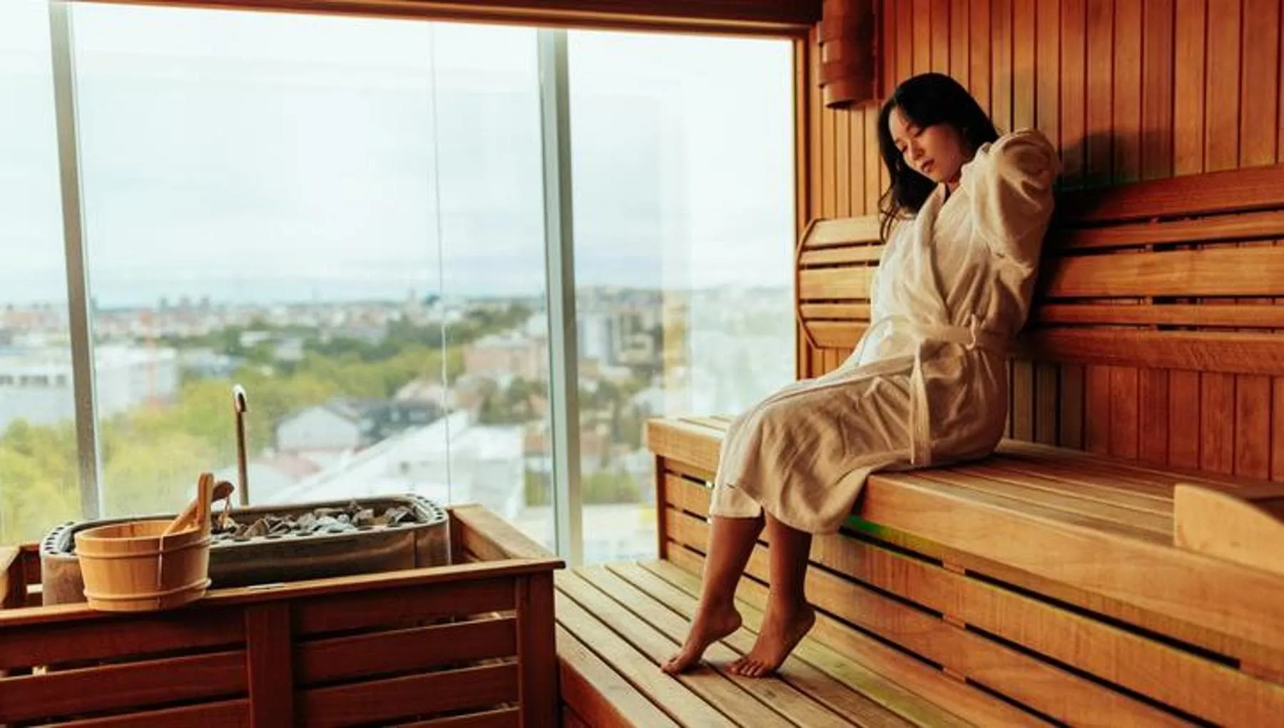 Sauna d’estate: può davvero allenare il corpo a sopportare il caldo?